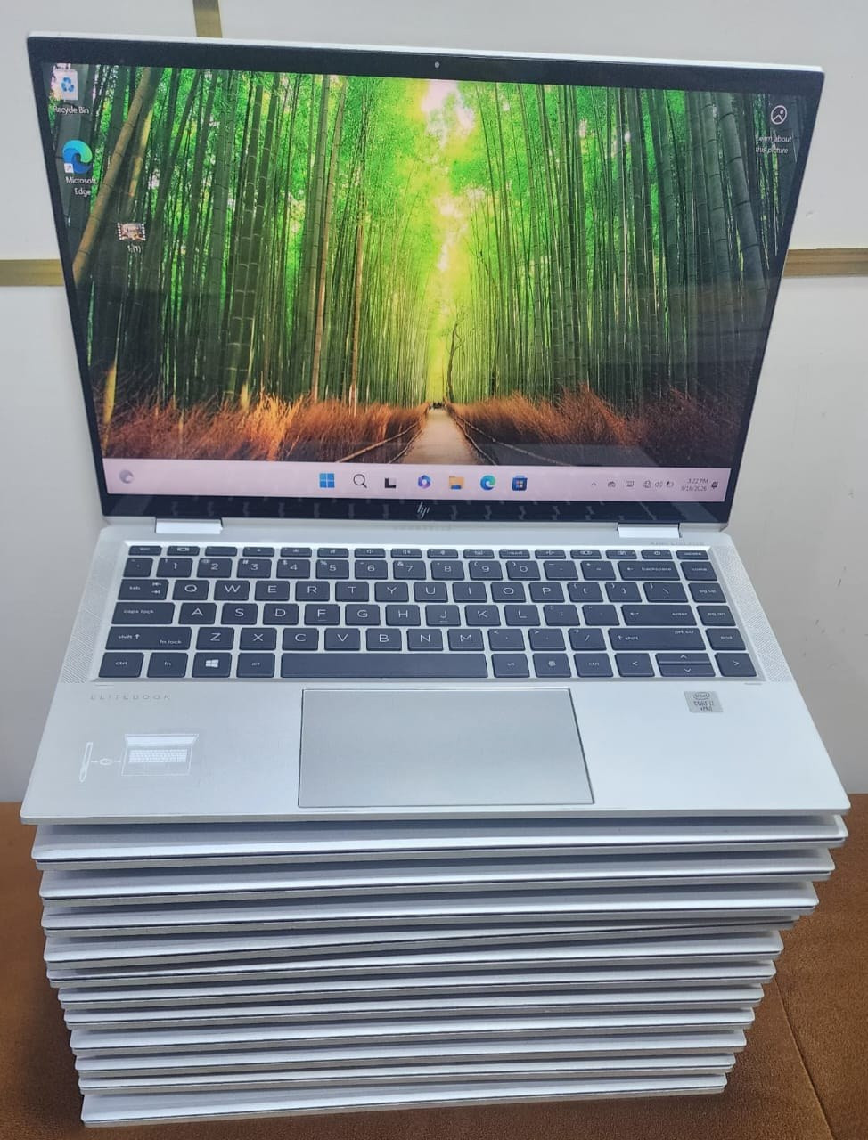 HP EliteBook x360 1040 G7
